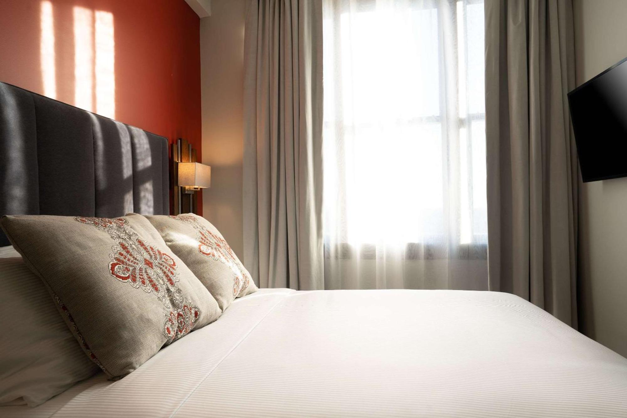 The Esquire Hotel Downtown Gastonia, Ascend Hotel Collection Bagian luar foto
